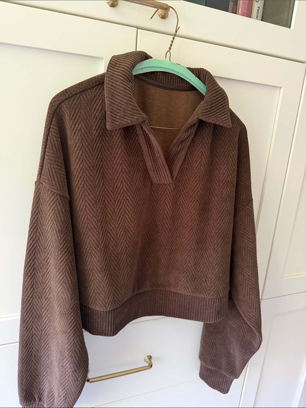 Brown Collared V-Neck Women's Sweater - Picture 3 of 4